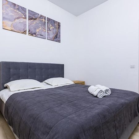 Vodna White Apartment Lemberg Exterior foto