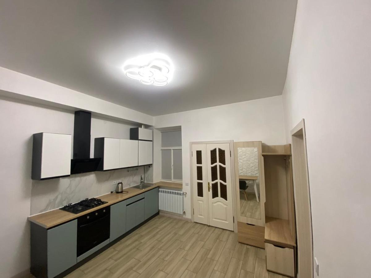 Vodna White Apartment Lemberg Exterior foto